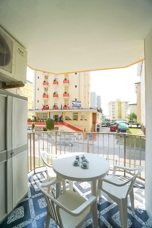 Residence Giuliana Bibione Exterior foto
